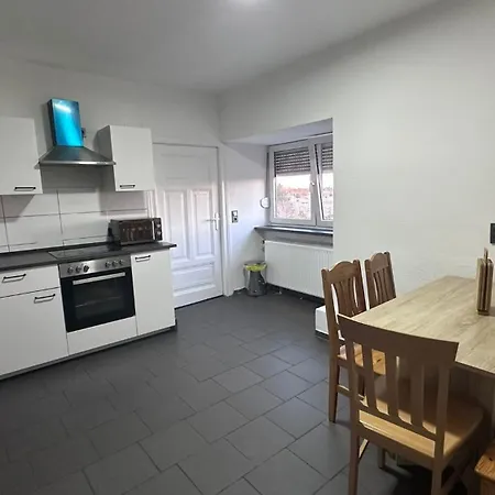 Gss18 2-og Moebilierte In Appartement